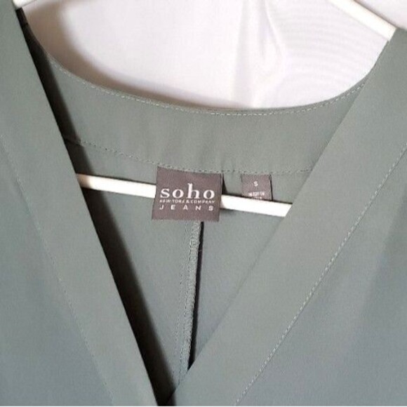 Soho New York & Co Jeans, Womens Green Blouse, Size S - Picture 2 of 7